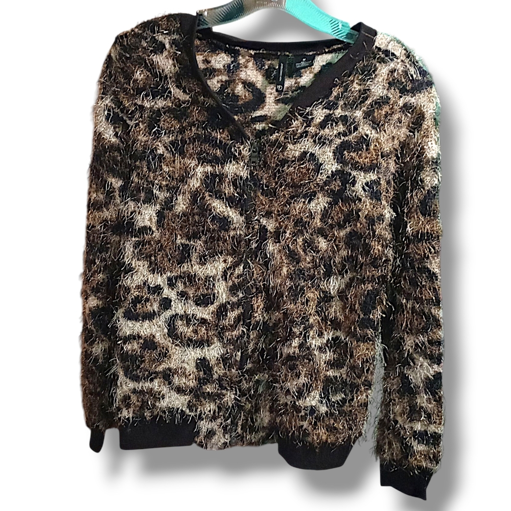Women's Leopard Print Brown and Black Fuzzy V-Neck Topper Size M NWOT